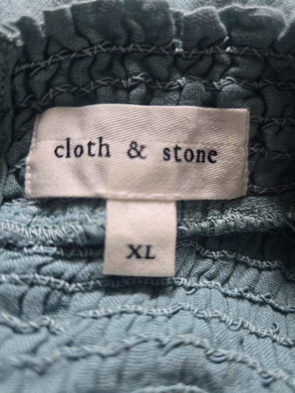 Cloth & Stone Sage Green Smocked Sleeveless Top - Womens Size XLG - Picture 9 of 9